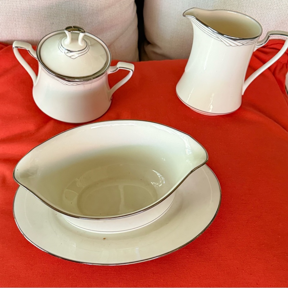 Noritake Fine China Set of (3) Fine Table Dressing